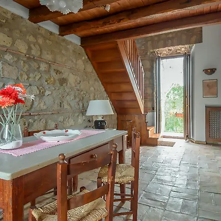 Nel Borgo アパート *